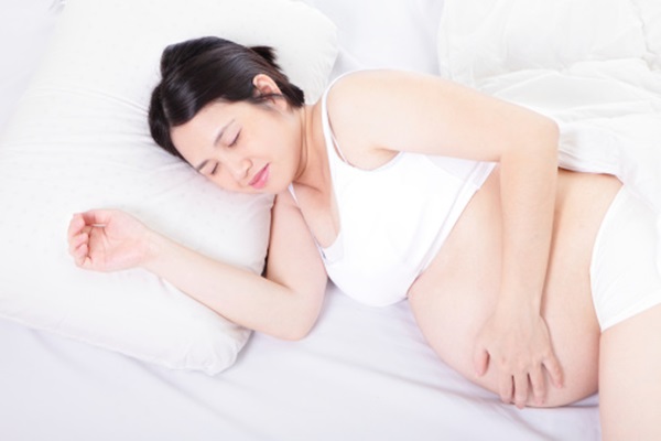 9 tuyệt chiêu giúp bà bầu ngủ ngon trong suốt thai kỳ giup ba bau ngu ngon - 9 tuyệt chiêu giúp bà bầu ngủ ngon trong suốt thai kỳ