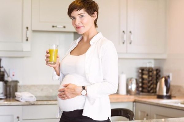 nhung loai nuoc uong tot cho ba bau 2 600x400 - Những loại nước uống tốt cho bà bầu trong thời gian mang thai
