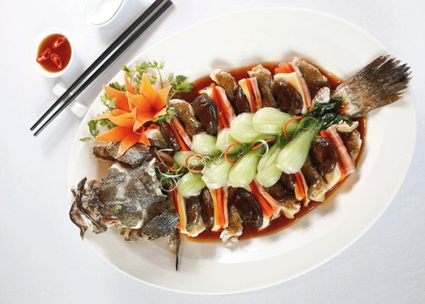 6. mon ca chem hap hanh 600x429 - Top 15 món cá hấp thơm ngon, thịt mềm ăn một lần nhớ nhiều lần
