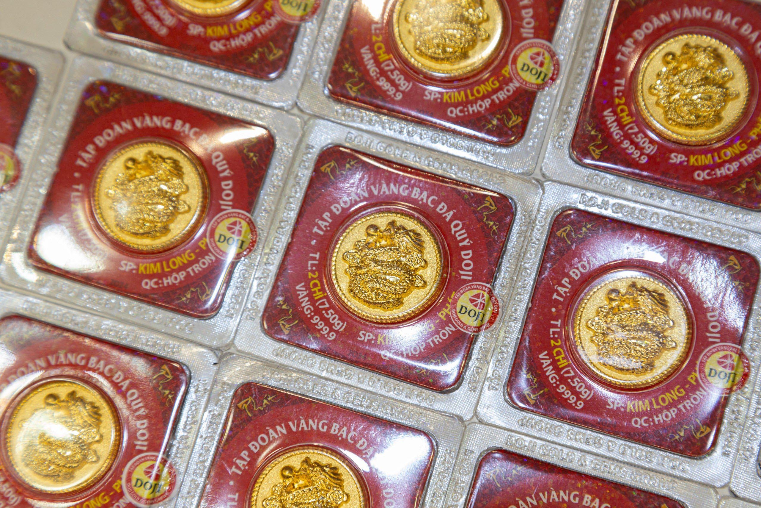 Giá Vàng Thế Giới Hôm Nay 2/10: Giữ vững 3.861 USD/ounce, hướng gần mốc 4.000 USD